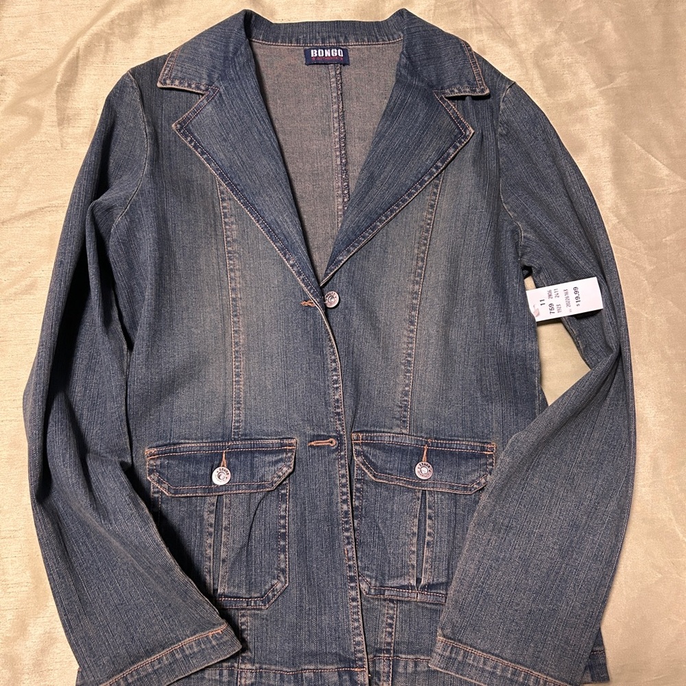 BONGO Women's Classic Blue Jean Jacket size 6.